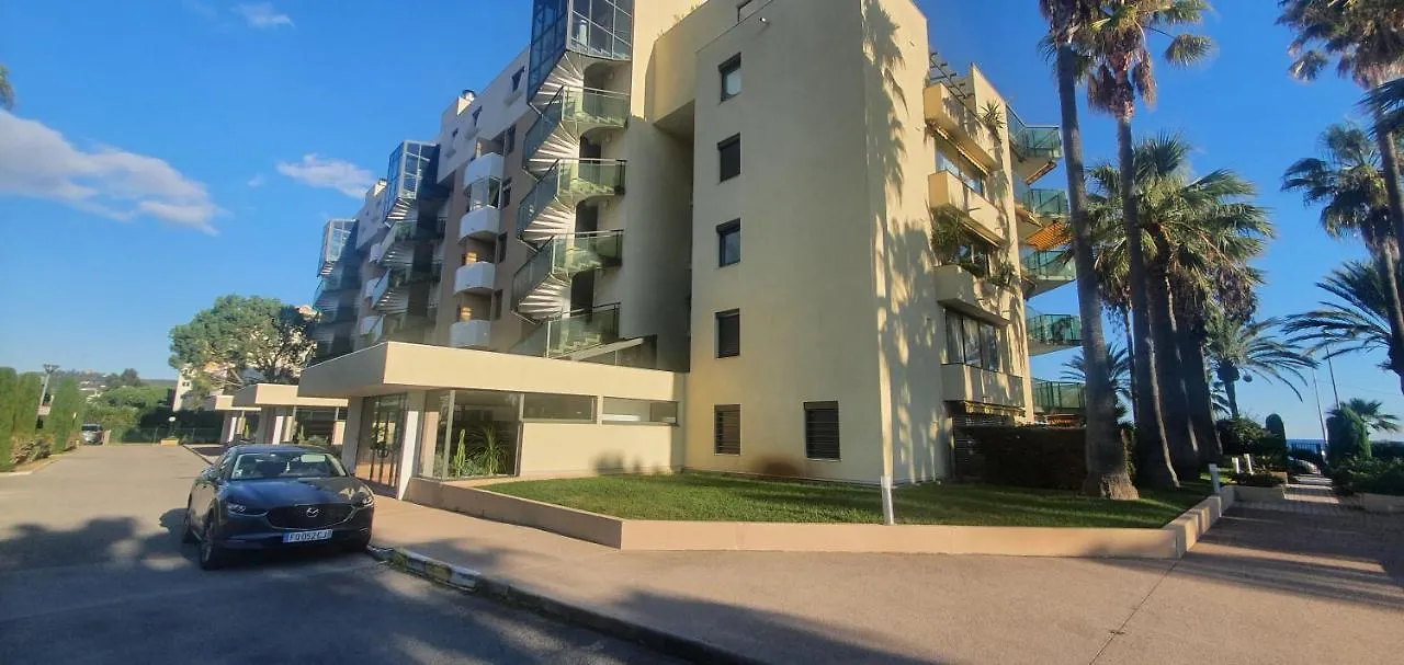 Residence Egee Cannes 0*,  France